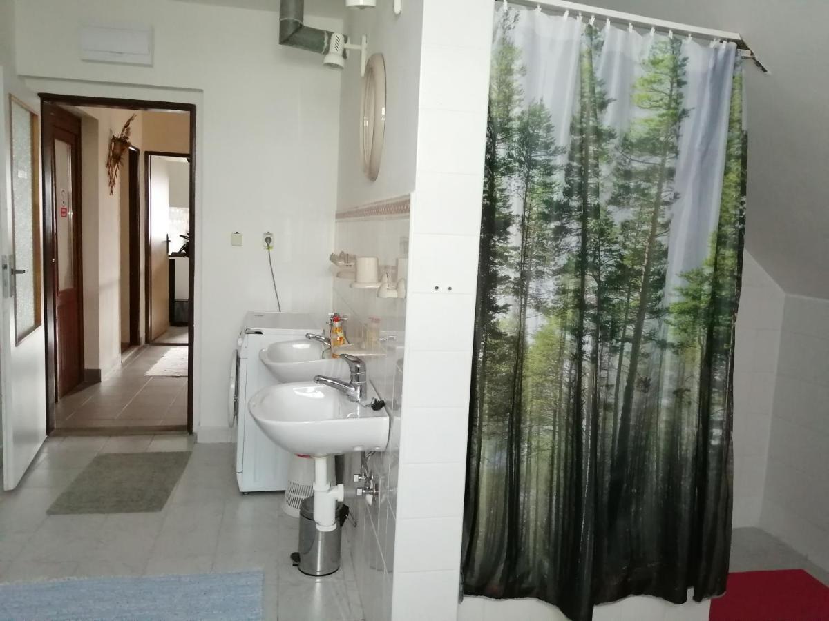 Ubytovanie Emily Dunajská Streda Exterior foto